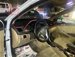 هیوندای ئەکسنت